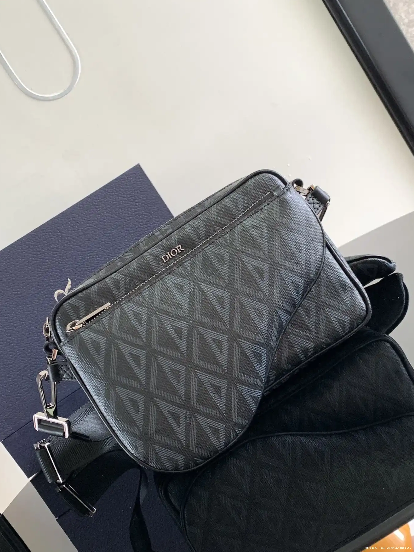 Tony Luxuries Saddle Triple diro Pouch 0330
